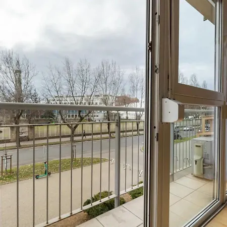 Apartament Private Office Near Keleti *