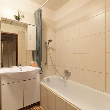 Private Office Near Keleti Apartament