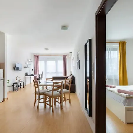 Private Office Near Keleti 부다페스트