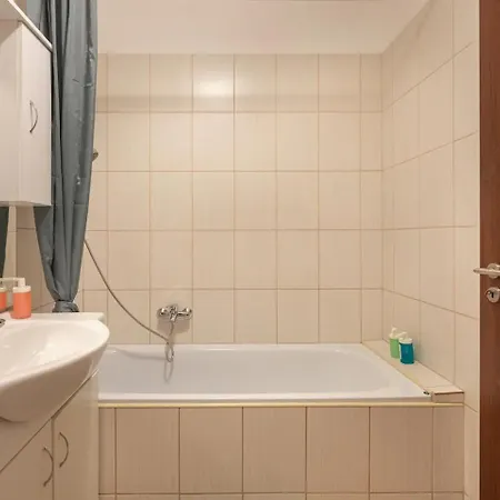 Private Office Near Keleti * 부다페스트